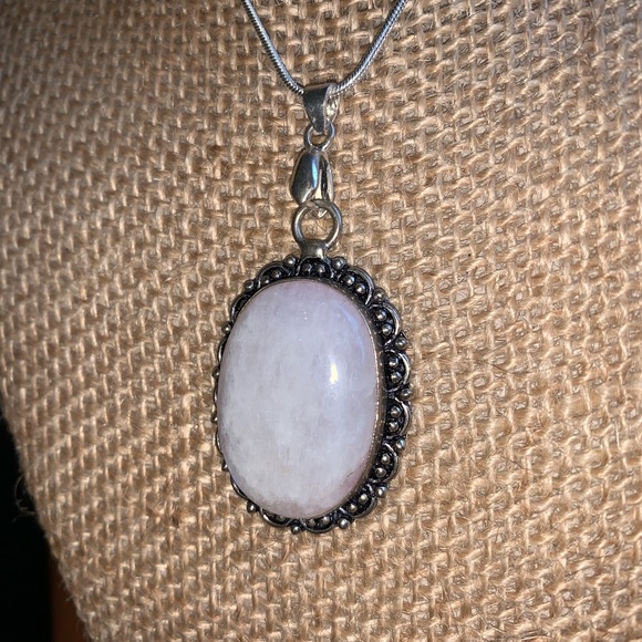 Pink Moonstone Vintage Necklace - Picture 2 of 4